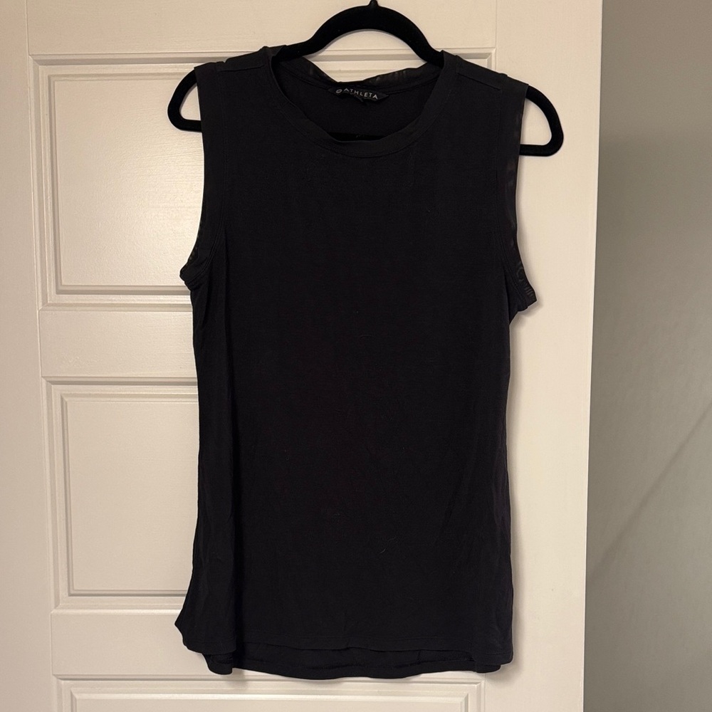 Athleta Getaway Linen Blend Muscle Tank